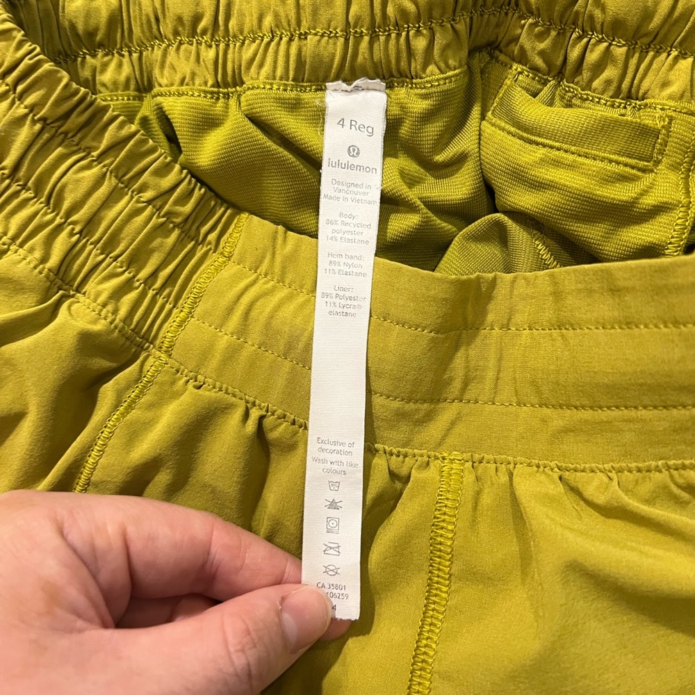 lululemon shorts - Picture 3 of 5